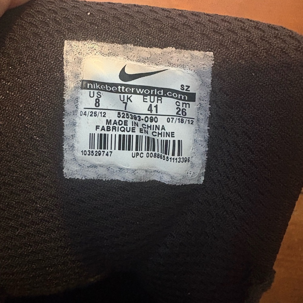 Black Leather Lace-Up Nike Boots - Picture 6 of 6